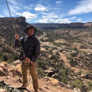 Meet your Posher, Troy